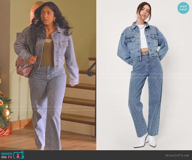 Nasty Gal Studded Oversized Cropped Jacket worn by Devi Vishwakumar (Maitreyi Ramakrishnan) on Never Have I Ever