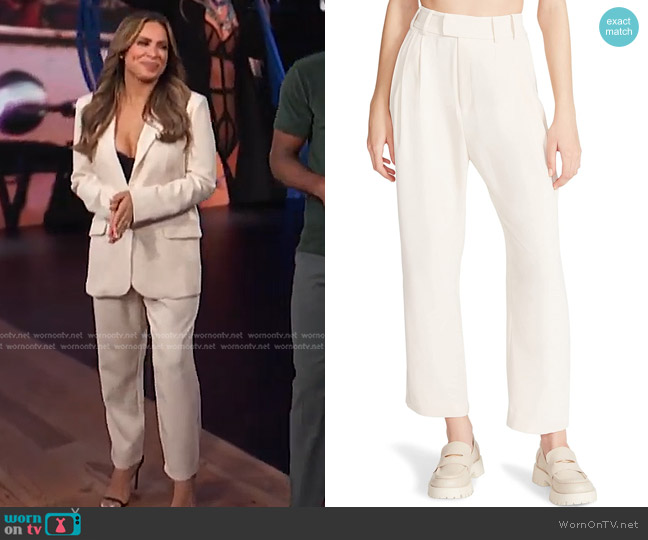 Steve Madden Farmer's Market Pants worn by Carolina Bermudez on E! News