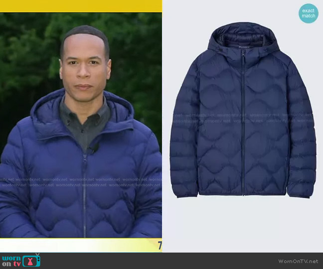 Uniqlo x JW Anderson Ultra Light Down Parka in 67 Blue worn by Alex Perez  on Good Morning America