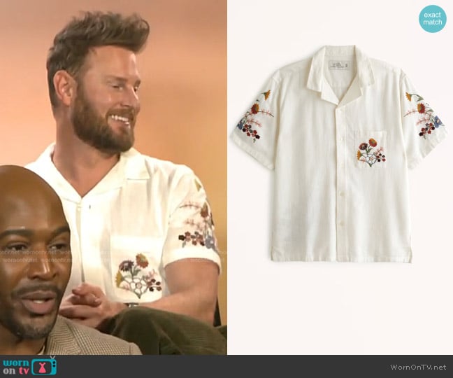 Abercrombie & Fitch Camp Collar Summer Linen-Blend Embroidered Shirt worn by Bobby Berk on E! News