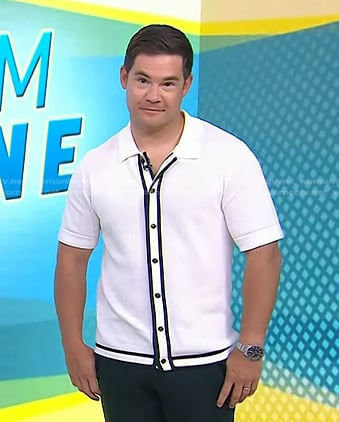 Adam DeVine’s white contrast trim shirt on Today