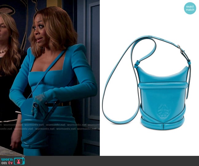 Alexander McQueen Small The Curve Leather Shoulder Bag worn by Renee Ross (Bresha Webb) on Run the World