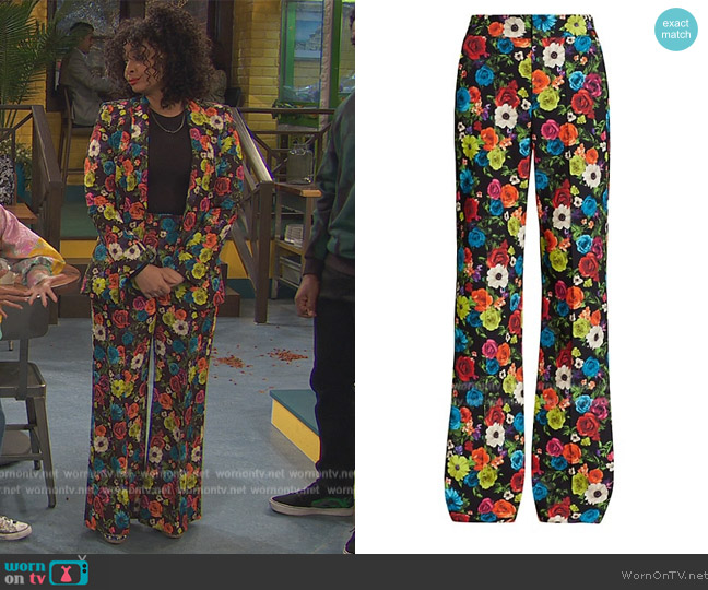 Alice + Olivia Dylan Wide Leg Pants worn by Raven Baxter (Raven-Symoné) on Ravens Home