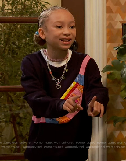 Alice’s black waist bag print sweatshirt on Ravens Home