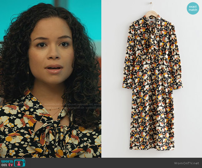 & Other Stories Printed Neck Tie Midi Dress worn by Alex Bates  on Manifest