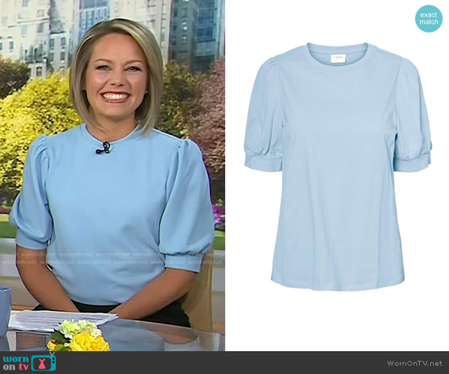 Aware by Vero Moda Kerry Short Sleeve Crew Neck T-Shirt worn by Dylan Dreyer on Today