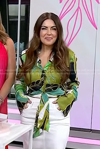 Bobbie’s green printed tie front top on Today
