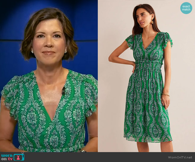 Boden Gathered Waist Midi Dress worn by Kelly Cobiella on Today