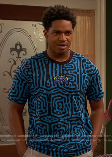 Booker’s blue printed shirt on Ravens Home