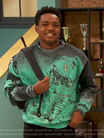 Booker’s green mountain range print sweatshirt on Ravens Home