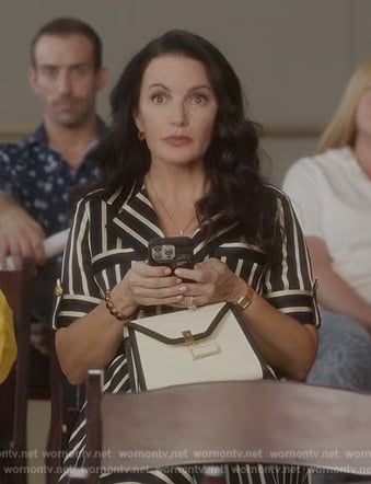 Charlotte’s white contrast trim leather bag on And Just Like That