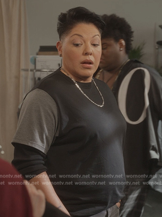 Che’s black and gray layered top on And Just Like That