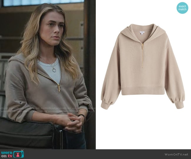 Cuyana Fleece Cropped Zip Hoodie in Stone worn by Michaela Stone (Melissa Roxburgh) on Manifest