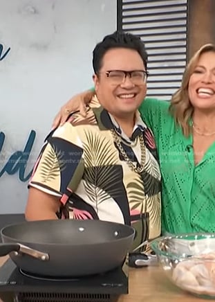 Dale Talde’s multicolor printed shirt on Access Hollywood