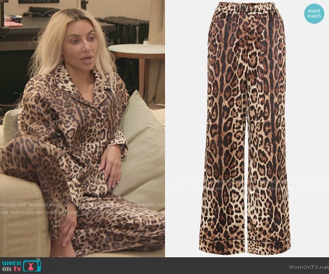 Dolce and Gabbana Leopard-print silk pants worn by Kim Kardashian (Kim Kardashian) on The Kardashians