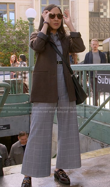 Ellen’s grey checked jumpsuit and loafers on How I Met Your Father
