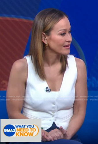 Eva’s white vest on Good Morning America