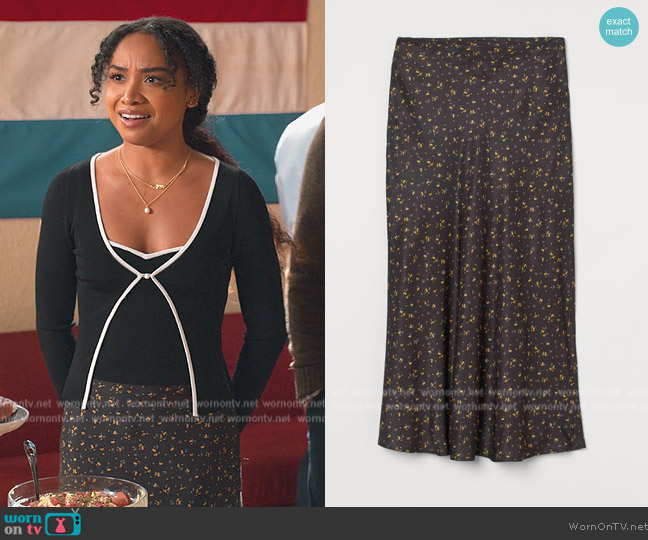 H&M Floral Skirt worn by (Genneya Walton) on Never Have I Ever