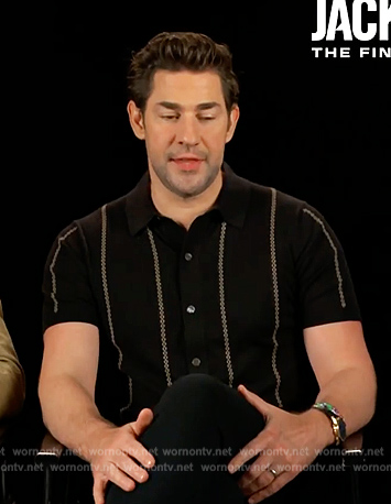 John Krasinski’s black stripe shirt on E! News