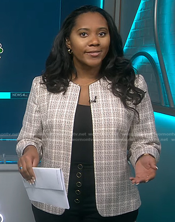 Kay Angrum’s white plaid open jacket on NBC News Daily