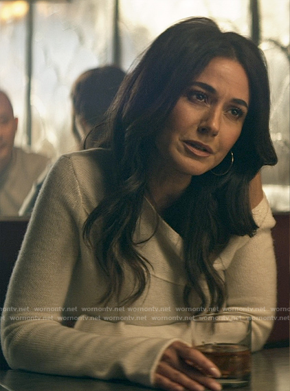 Lana’s white one-shoulder sweater on Superman and Lois