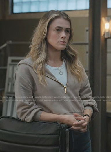 Michaela’s beige half-zip cropped hoodie on Manifest