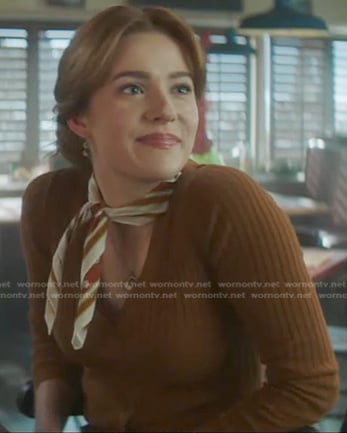 Nancy’s brown ribbed cardigan on Nancy Drew