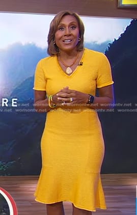 Robin’s orange v-neck knit dress on Good Morning America