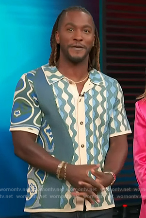 Scott’s blue abstract knit shirt on Access Hollywood