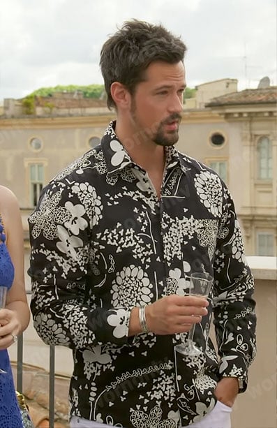 Thomas’s black and white floral shirt in Italy on The Bold and the Beautiful