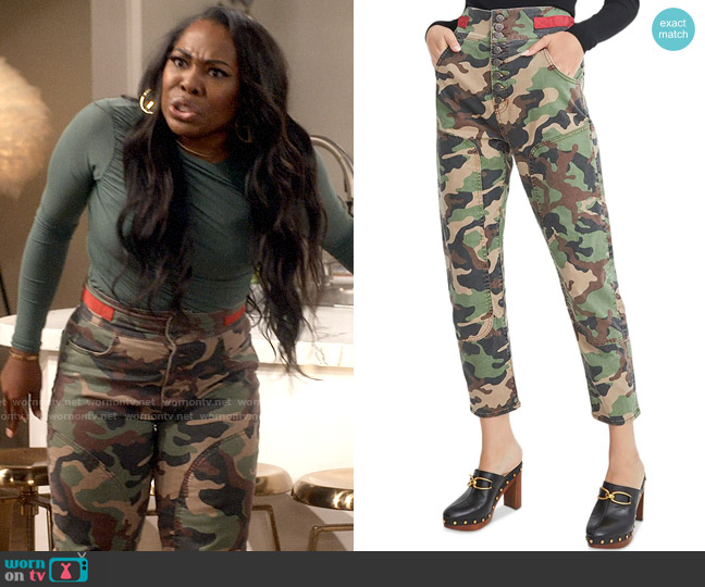 Veronica Beard Kane Camo Pants worn by Harper (Laci Mosley) on iCarly