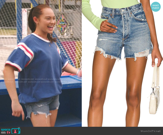 Agolde Dee Ultra High-Rise Shorts worn by Belly Conklin (Lola Tung) on The Summer I Turned Pretty
