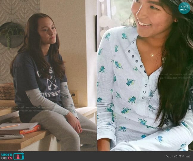 Aerie Thermal Floral Long Sleeve T-Shirt worn by Belly Conklin (Lola Tung) on The Summer I Turned Pretty