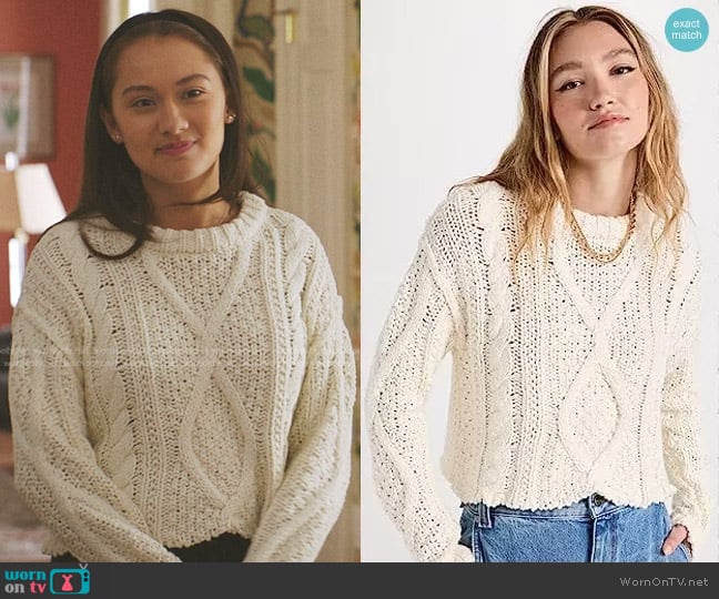 Free People Cutting Edge Cable Sweater worn by Belly Conklin (Lola Tung) on The Summer I Turned Pretty