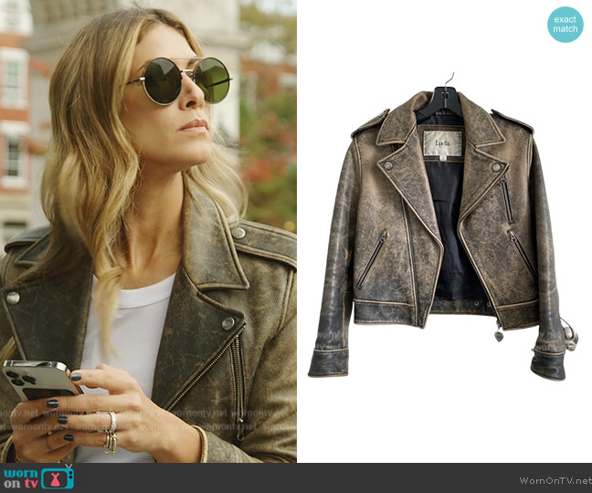Bottega Veneta Green Round Sunglasses worn by Erin Lichy on The Real Housewives of New York City