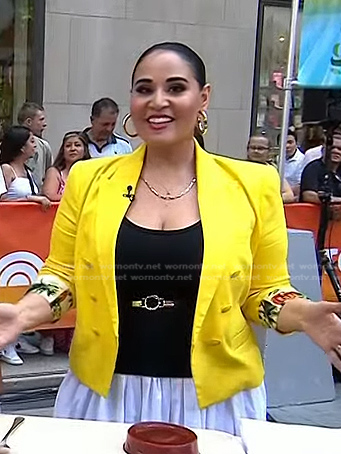 Alejandra’s yellow double breasted blazer on Today