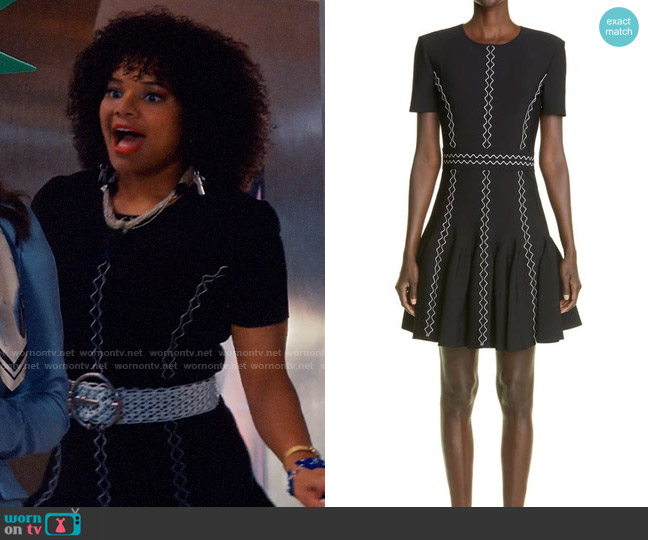 Alexander McQueen Scallop Knit Fit & Flare Dress worn by Venetia Kelaher (Jade Payton) on Glamorous