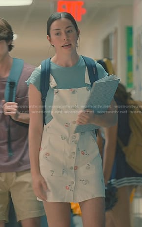 Annie’s blue tee and white floral pinafore dress on Sweet Magnolias