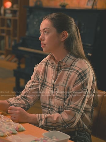 Annie’s pink plaid button down shirt on Sweet Magnolias