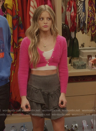 Baxter’s gray ruffle mini skirt on And Just Like That