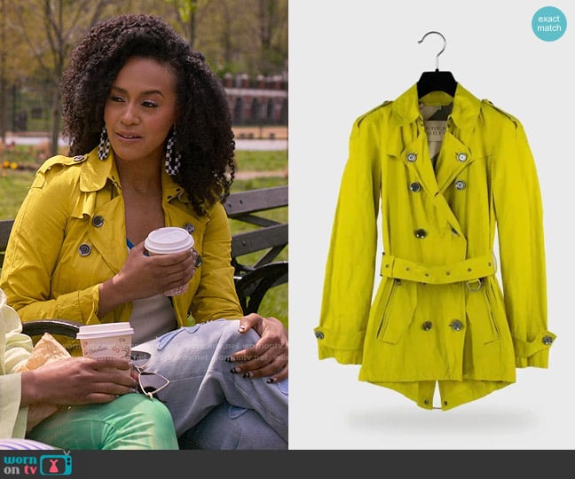 Burberry Mini Trench worn by Sondi Hill (Corbin Reid) on Run the World