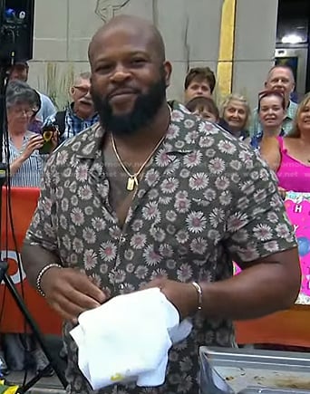 David Rose’s olive green floral shirt on Today