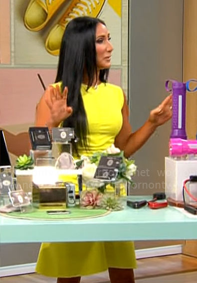 Elizabeth Werner’s yellow ruched front dress on CBS Mornings