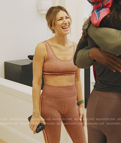Erin’s space dye sports bra and leggings on The Real Housewives of New York City