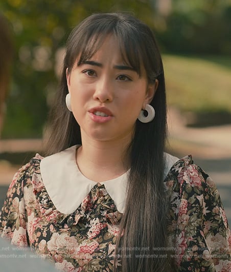 Lilly’s black floral print dress on Sweet Magnolias