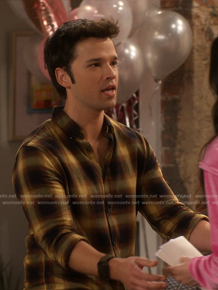 Freddie’s yellow plaid shirt on iCarly