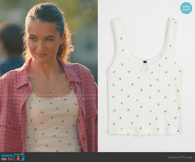 H&M Lace-trimmed Pointelle Tank Top in Cream/small flowers worn by Cece (Harlan Drum) on Sweet Magnolias