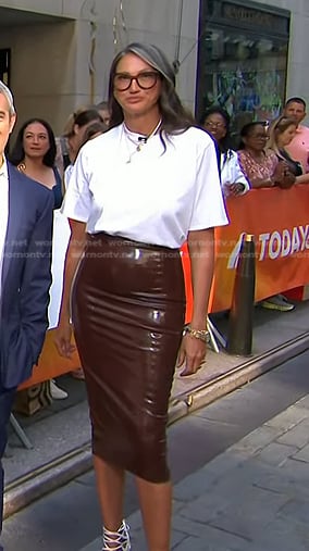 Jenna Lyons’s white tee and brown latex pencil skirt on Today
