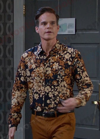 Leo’s navy floral shirt on Days of our Lives