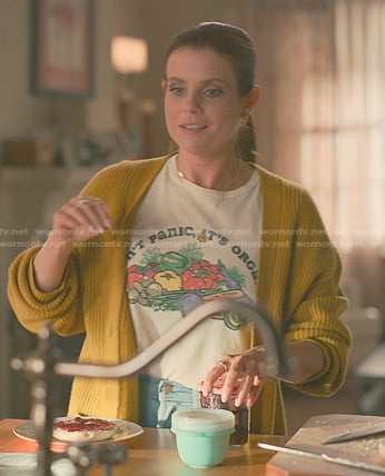 Maddie’s white fruit print tee on Sweet Magnolias